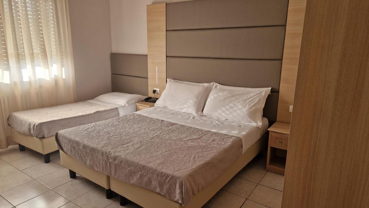 קאסטיגליונה דל לאגו Hotel Trasimeno Bittarelli מראה חיצוני תמונה